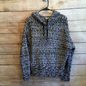 YES LOLA BLACK AND WHITE HOODED SWEATER